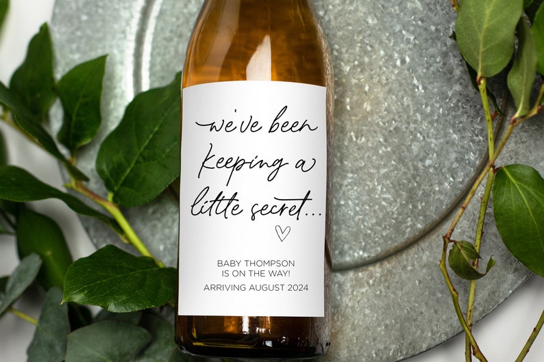 Pregnancy Announcement Wine Label, Keeping a Little Secret, Grandparents to Be Gift, Baby Announce, I'm Pregnant Reveal, Mom to Be Stickers