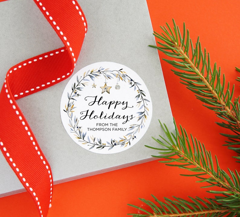 Custom Happy Holidays Gift Label Stickers, Merry Christmas Stickers, Round Labels, Circle Christmas Wreath, Envelope Seals Xmas Present Tags
